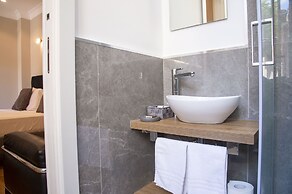AD Suites Tritone