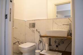 AD Suites Tritone
