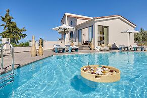 Grace Villas Collection