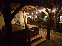 Driftwood Haus