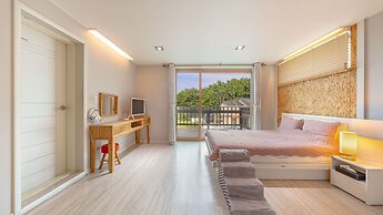 Goseong Sea&star Pension