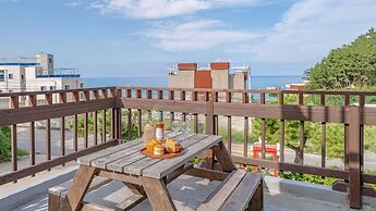 Goseong Sea&star Pension