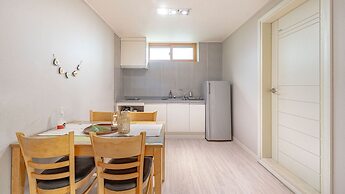 Goseong Sea&star Pension