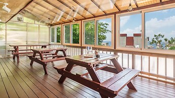 Goseong Sea&star Pension
