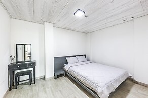 Yeosu Andante Pension