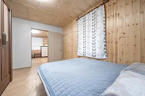 Goseong Jjun Camping Pension