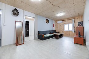 Goseong Jjun Camping Pension