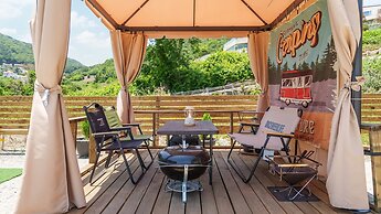 Namhae Jjhouse Pension