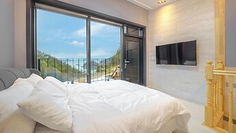 Namhae Palace1470 Pension