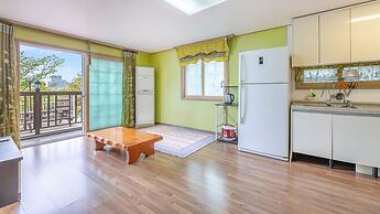 Geoje Evergreen&pinetree Pension