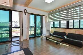 Yeosu Chunghong Pension