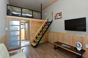 Yeosu Chunghong Pension