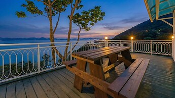 Namhae Baramundeok Pension