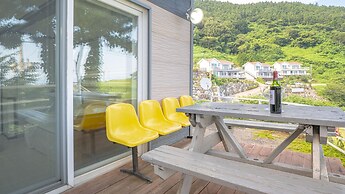 Namhae Baramundeok Pension