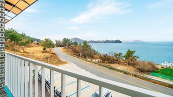 Yeosu Jplus A Pension