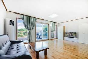 Yangyang Water Sol Valley Pension