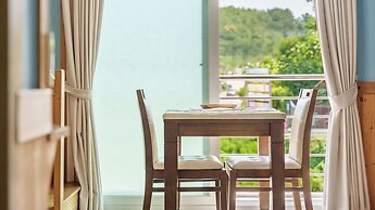 Samcheok Healingcamp Pension