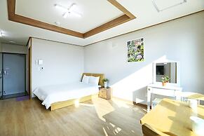 Jeju DK House Pension