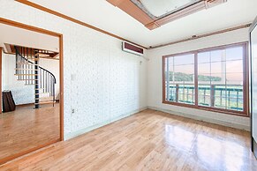 Ganghwa Ara Pension