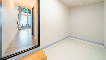 Yeosu Jplus Pension