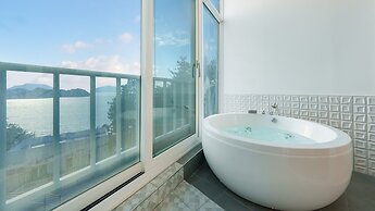 Yeosu Jplus Pension
