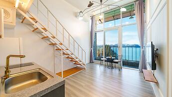 Yeosu Jplus Pension