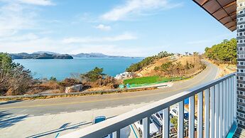 Yeosu Jplus Pension