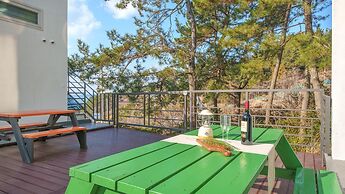 Yeosu Jplus Pension