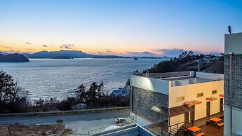 Yeosu Jplus Pension