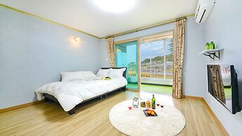 Samcheok Haemaru Pension
