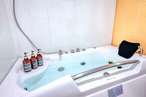 Gapyeong Areummaru Pension