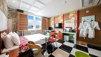 Yeosu King Pension Tel