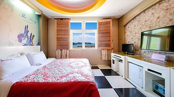 Yeosu King Pension Tel