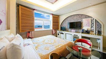 Yeosu King Pension Tel