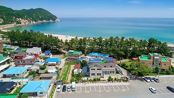 Samcheok Sol Beach Pension