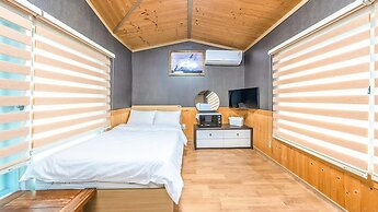 Samcheok Sol Beach Pension