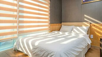 Samcheok Sol Beach Pension