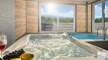 Sokcho Lasso Pool Villa Pension