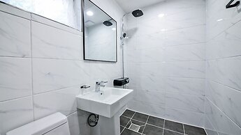 Sokcho Lasso Pool Villa Pension