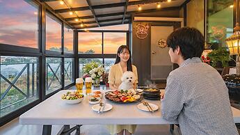 Gosung Christmas Pension