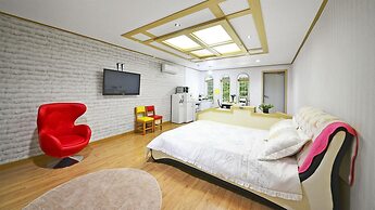 Tongyoung Macaio Pension