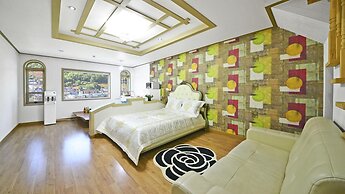 Tongyoung Macaio Pension
