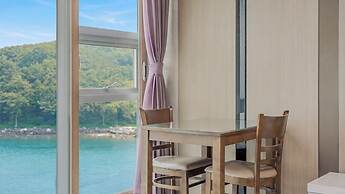 Yeosu Janggun Island Pension
