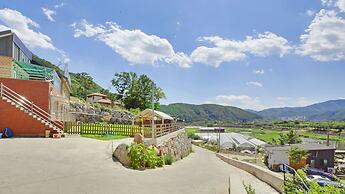 Gapyoeng New Cheongpyeong Pension