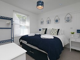 6 Albany Terrace