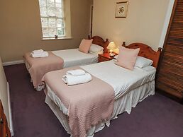 Bracken Lodge