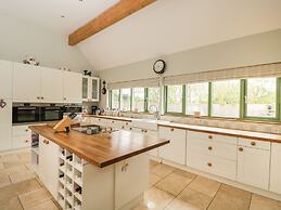 Innisfallen House