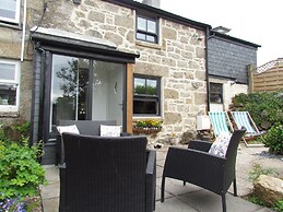 Trenwith Bridge Cottage
