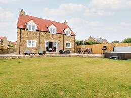 Stackyard House