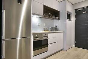 16 On Bree - Unit 2810